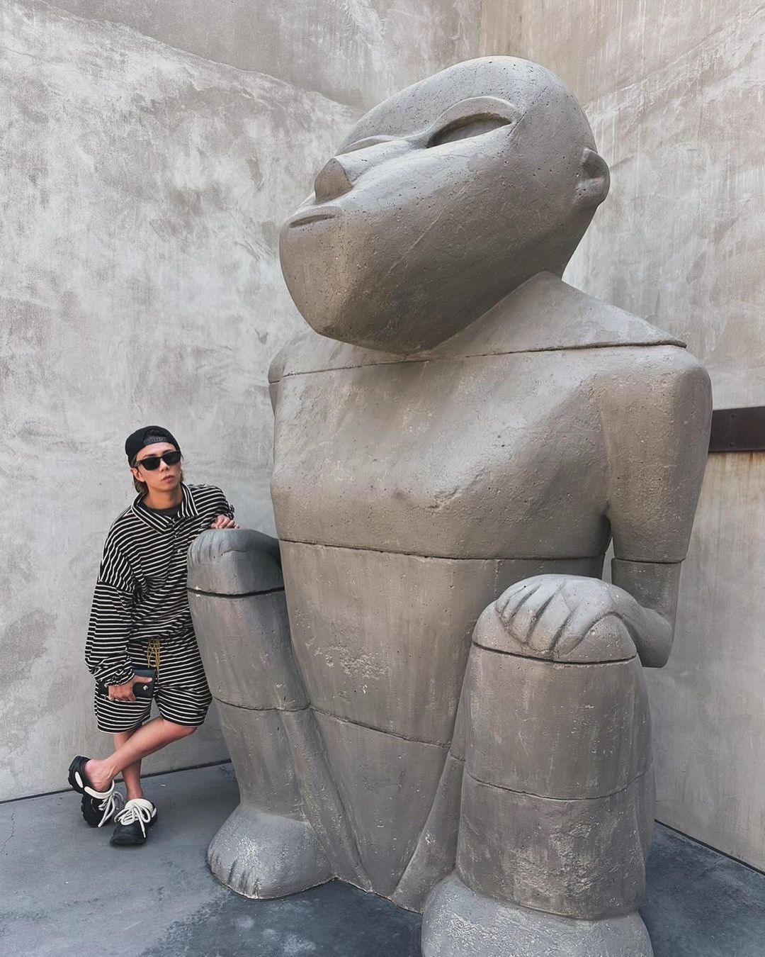 「覚えてないのよ」北山宏光、謎のオブジェクトと2ショットにファン「暑すぎて覚えてないの？」