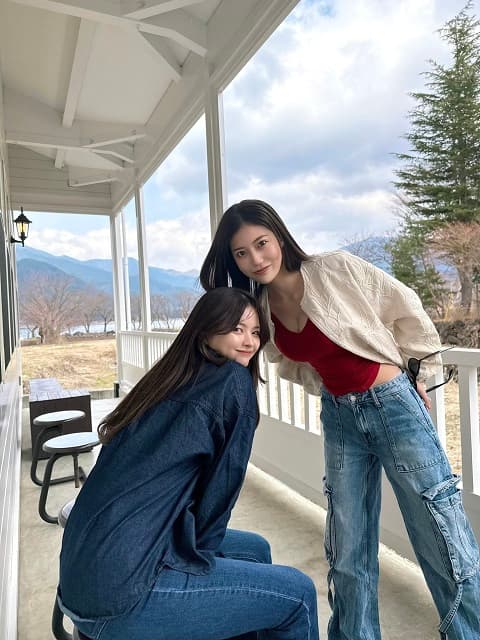 「綺麗とかわいいが渋滞してる」阿部なつきと”出会って10年”のモデル仲間との仲良し風景にファン悶絶！