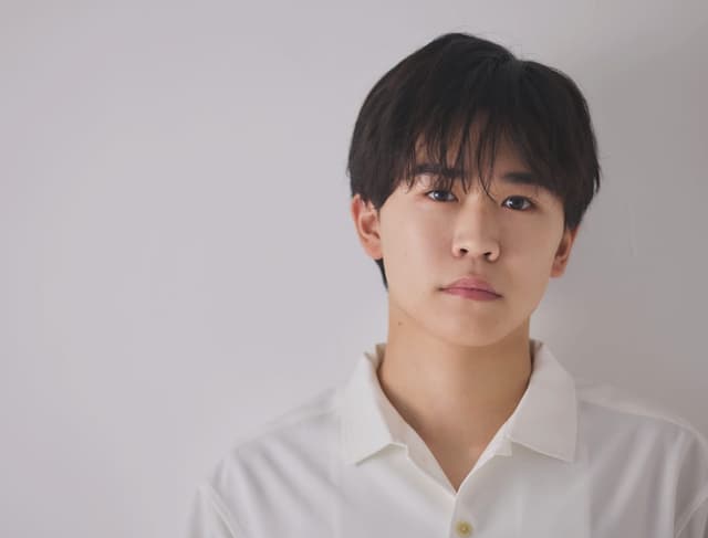 “大人の色気”全開！？あの元人気子役の宣材写真にファン大興奮！