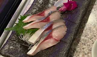 「旬の魚がプリプリ！」杉田かおる、夫と待ち合わせ寿司デート