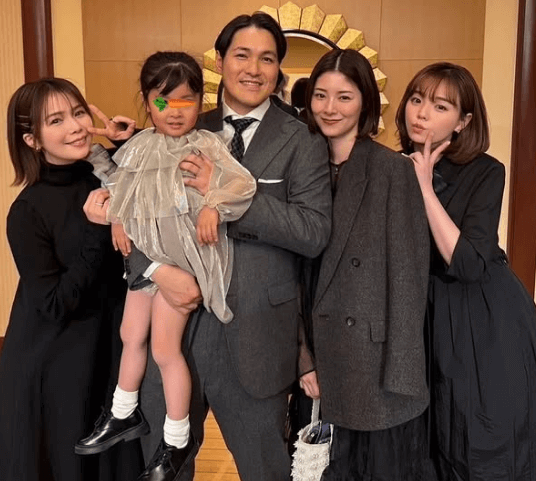 「篠崎愛も登場」日ハム・鍵谷陽平の引退パーティーに、美人妻のグラドル仲間が駆けつける！”激レア5S”に反響続々