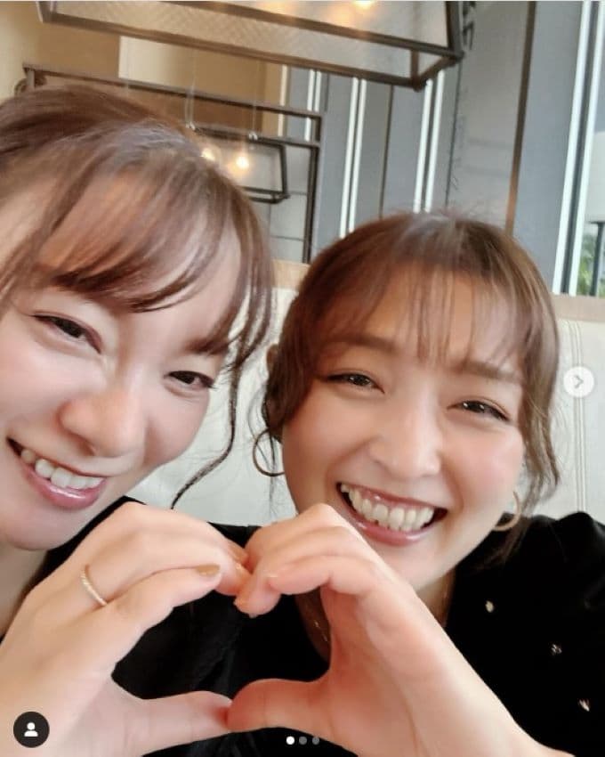 元モー娘。の保田圭が石川梨華との2ショットを公開しファン歓喜「キラキラしててかわいすぎ」