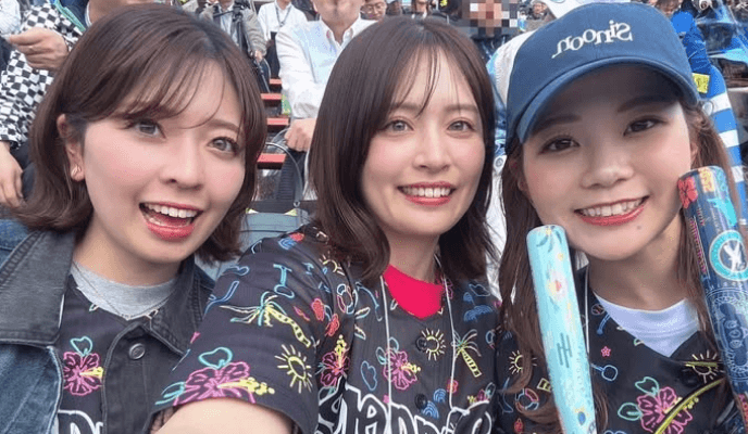 「美人三人揃って…」美女ゴルファー、スタジアムで見せた”ガーリー・ユニフォーム姿”にドラゴンズファン歓喜！「最強の応援団やん」