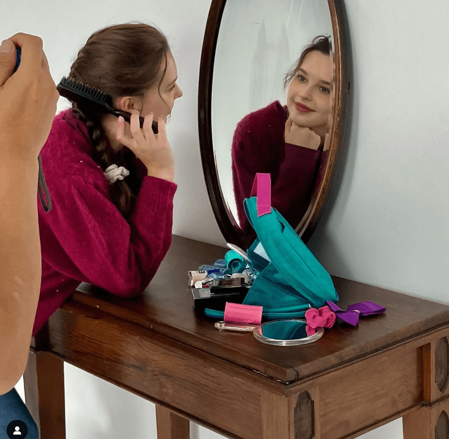 ペコ、Tostalgic Clothing初のムック本発売をインスタグラムで発表し話題に！