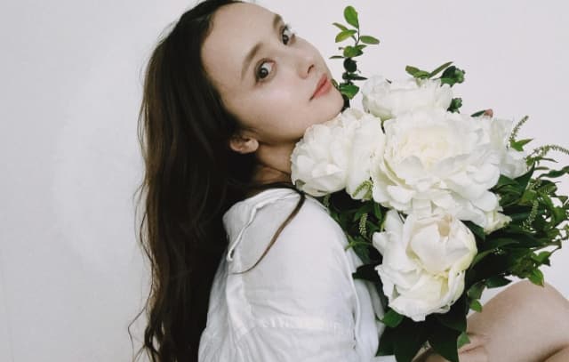 石田ニコルが35歳の誕生日を迎える「これからも経験値積んでいきます。笑」