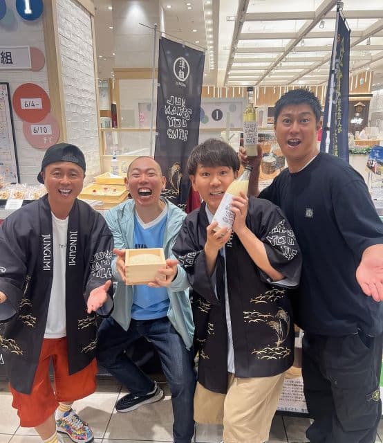 「メンツさいこーす！」FUJIWARA・フジモン、あの芸人がプロデュースした商品を販売！豪華メンバーでのショットを公開
