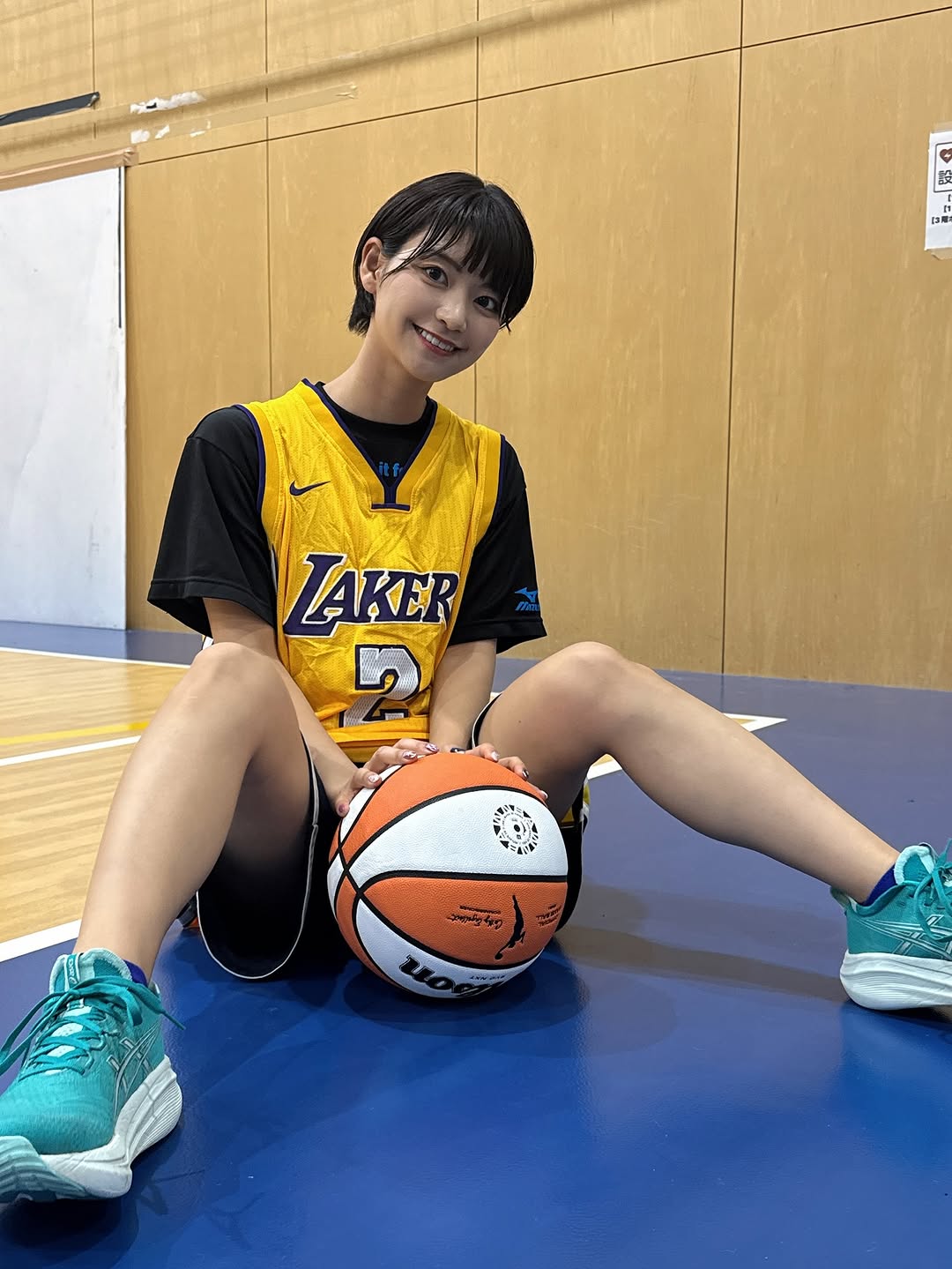 「実は〇〇だったんです」じゅなた、オフショット姿が「可愛い」と話題に