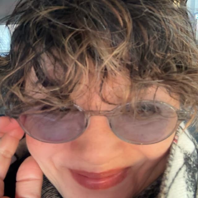 香坂みゆき、「くるくる〜」イメチェンショット公開にファン歓喜！