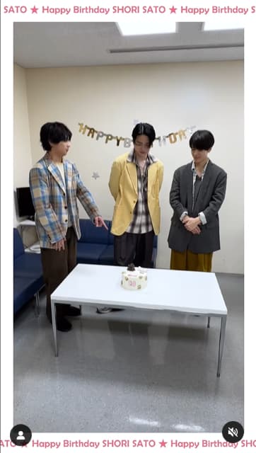 timelesz　佐藤勝利バースデーサプライズの動画「平和で幸せな空間の共有ありがとう」