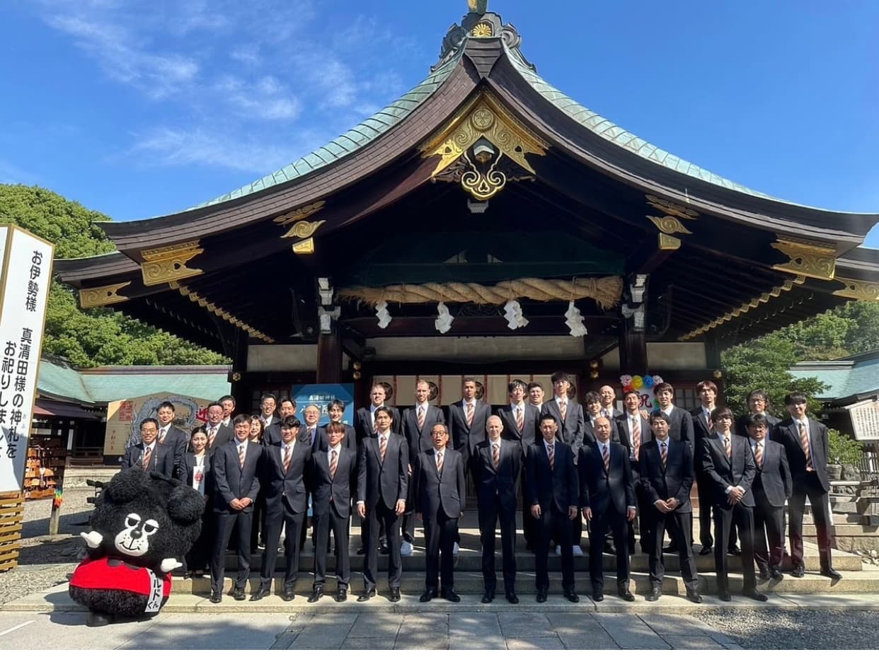 高梨健太　チームみんなでSVリーグ必勝祈願へ