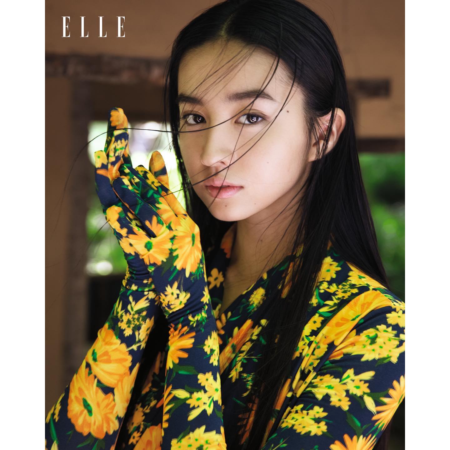 様々なKōki,さんの顔🙎‍♀️✨全身ショッキングピンクで自然の中を歩く!?🌳