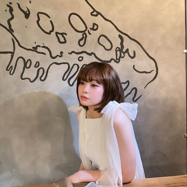 「焦点定まっていないよ（笑）」女優・吉柳咲良の眠たげな顔が話題に