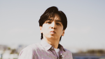 生田斗真が“謎のロケ地”ショット公開！ファンの推理合戦が白熱「どこかは分からないけどカッコいい！」