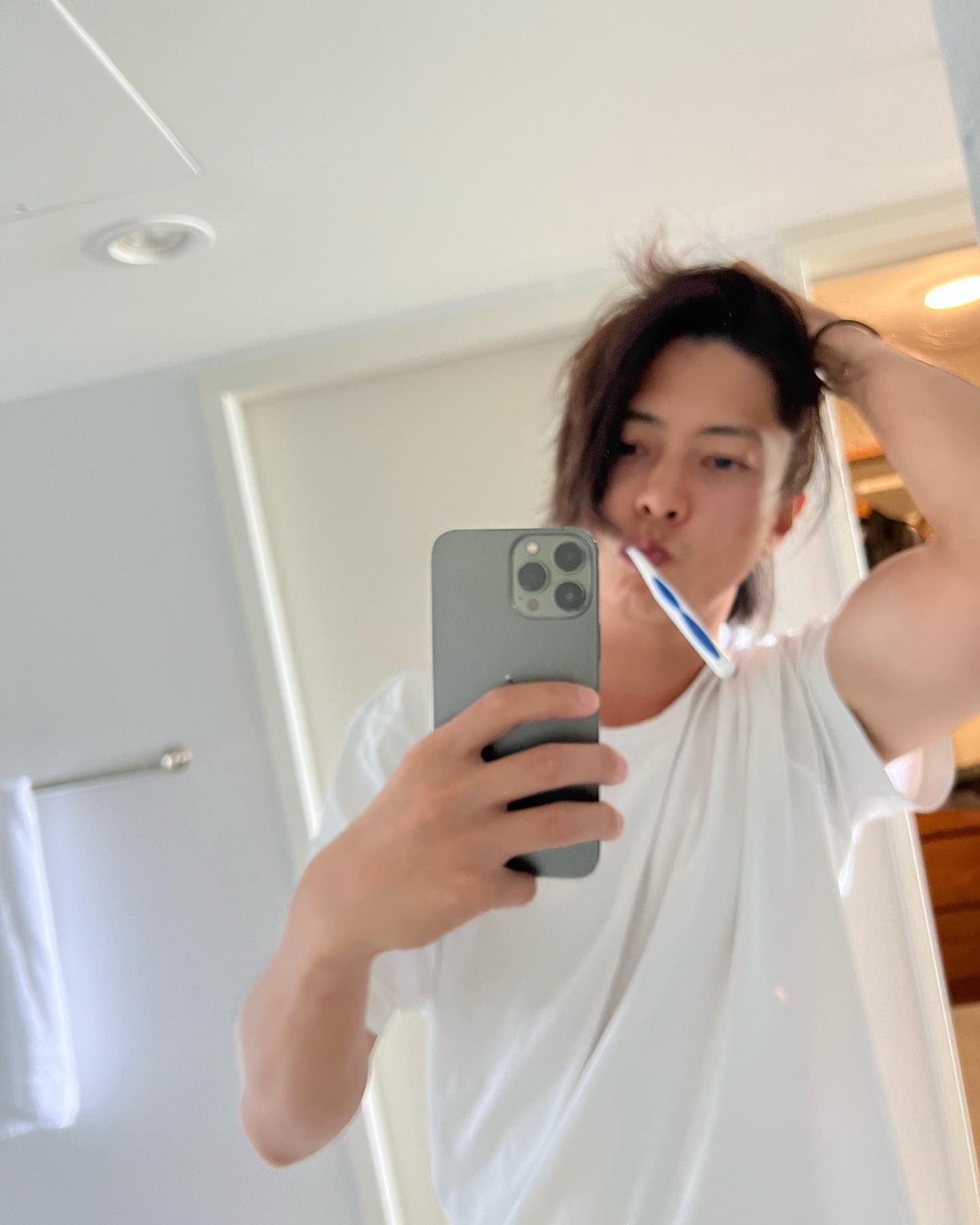 「歯磨き山P🥰」山下智久がオフショット披露でファン大歓喜💘