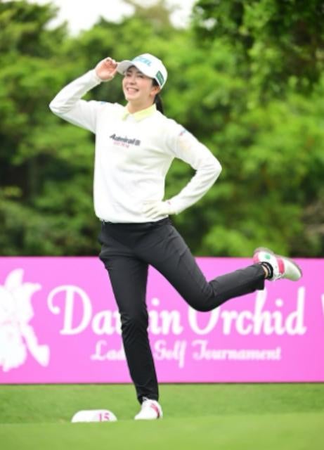 プロゴルファー堀琴音、沖縄コレクション2025スタート！「こんな感じで」