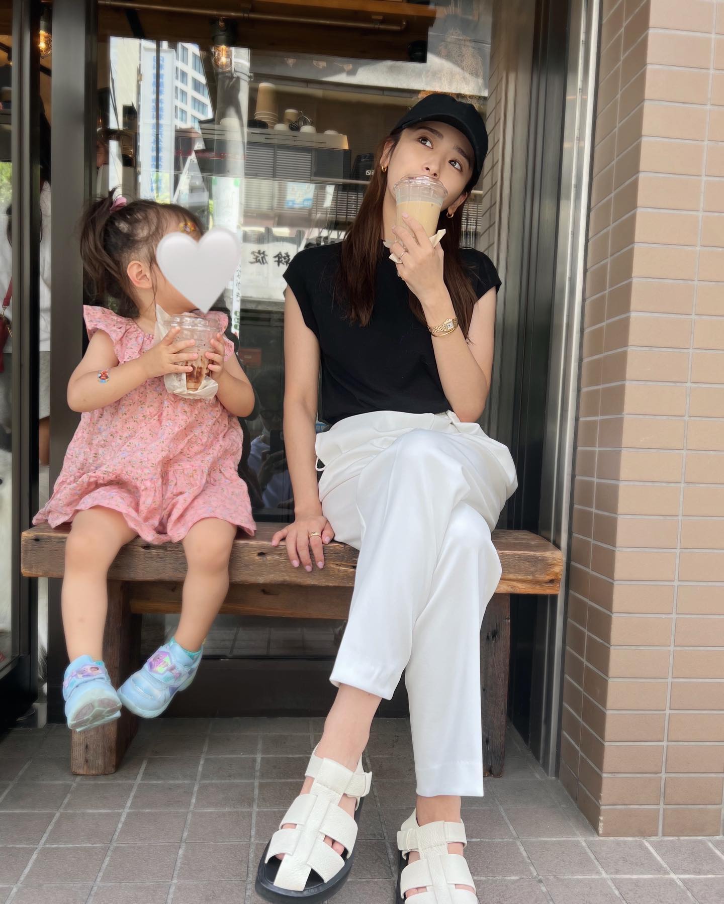 近藤千尋さんが朝活の様子を披露☀️愛娘との2Sかと思いきや…👨📸