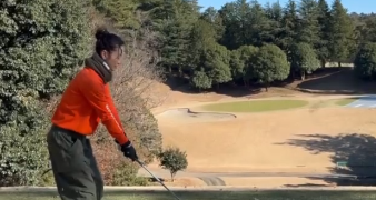 西山茉希、ゴルフ動画でクリスマスへの意気込みを語る！ファンから応援の声