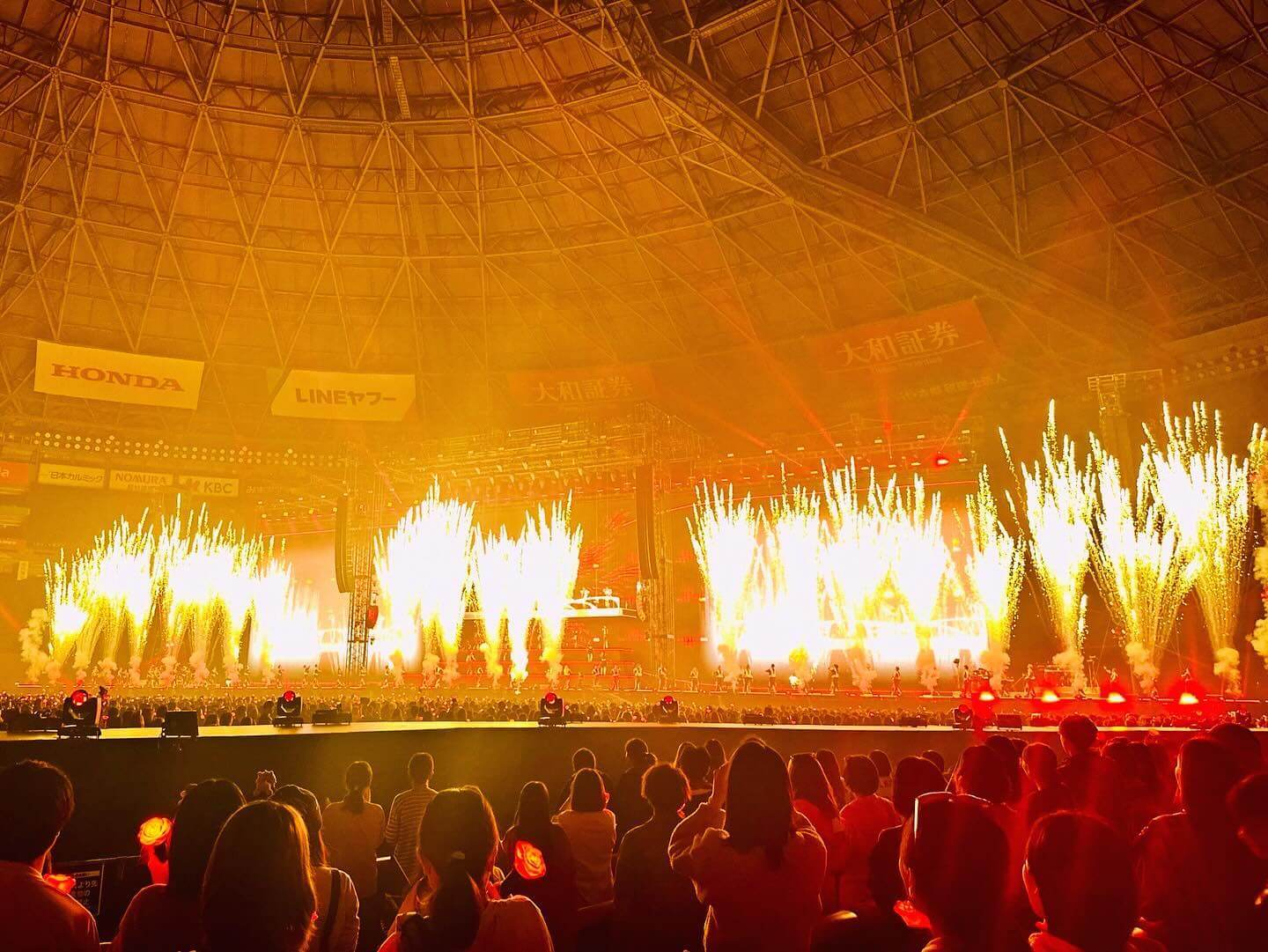 三代目・岩田剛典、ドームツアーの福岡公演の写真を公開！ステージ下の貴重な写真も！