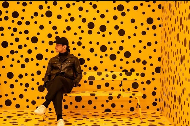 中田英寿、『原美術館ARCでアート体験』磯崎新設計の館内と名作の数々