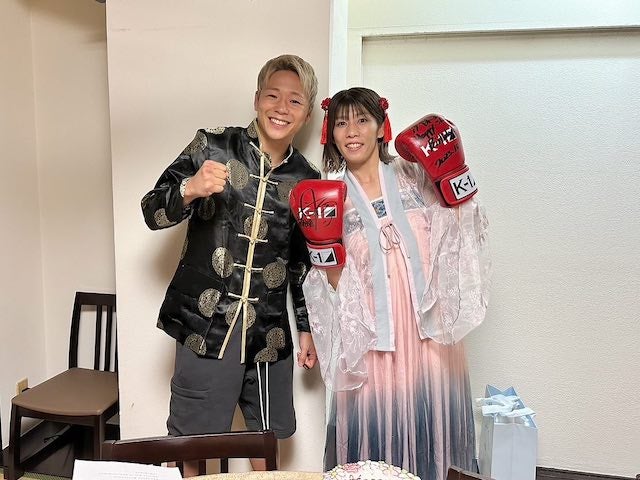 吉田沙保里がK-1選手に⁉️ 武尊からの誕生日プレゼントが「似合いすぎ」