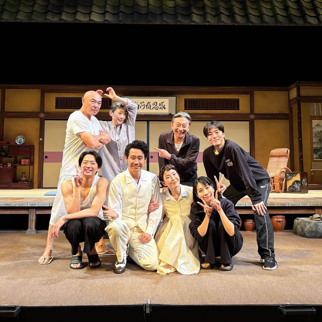 宮沢りえがシェイクスピア作品への思いを綴る。チームワーク抜群の集合ショットも披露！