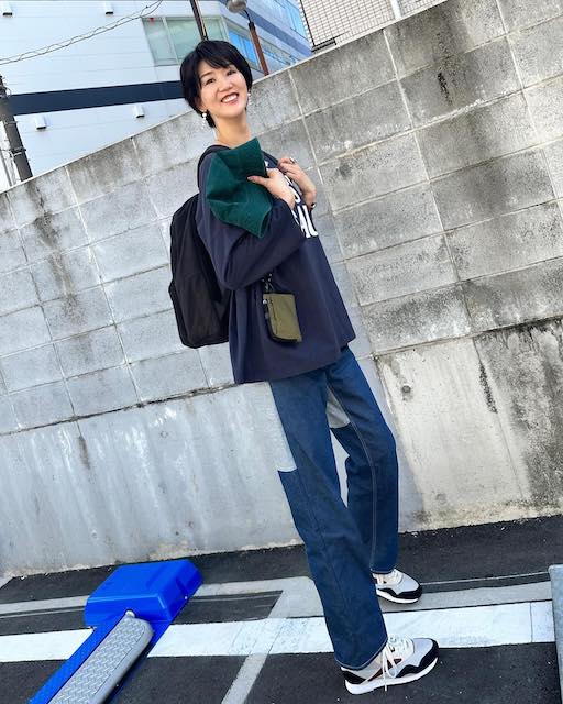 9頭身！？187cm・栗原恵のカジュアルコーデが話題に！