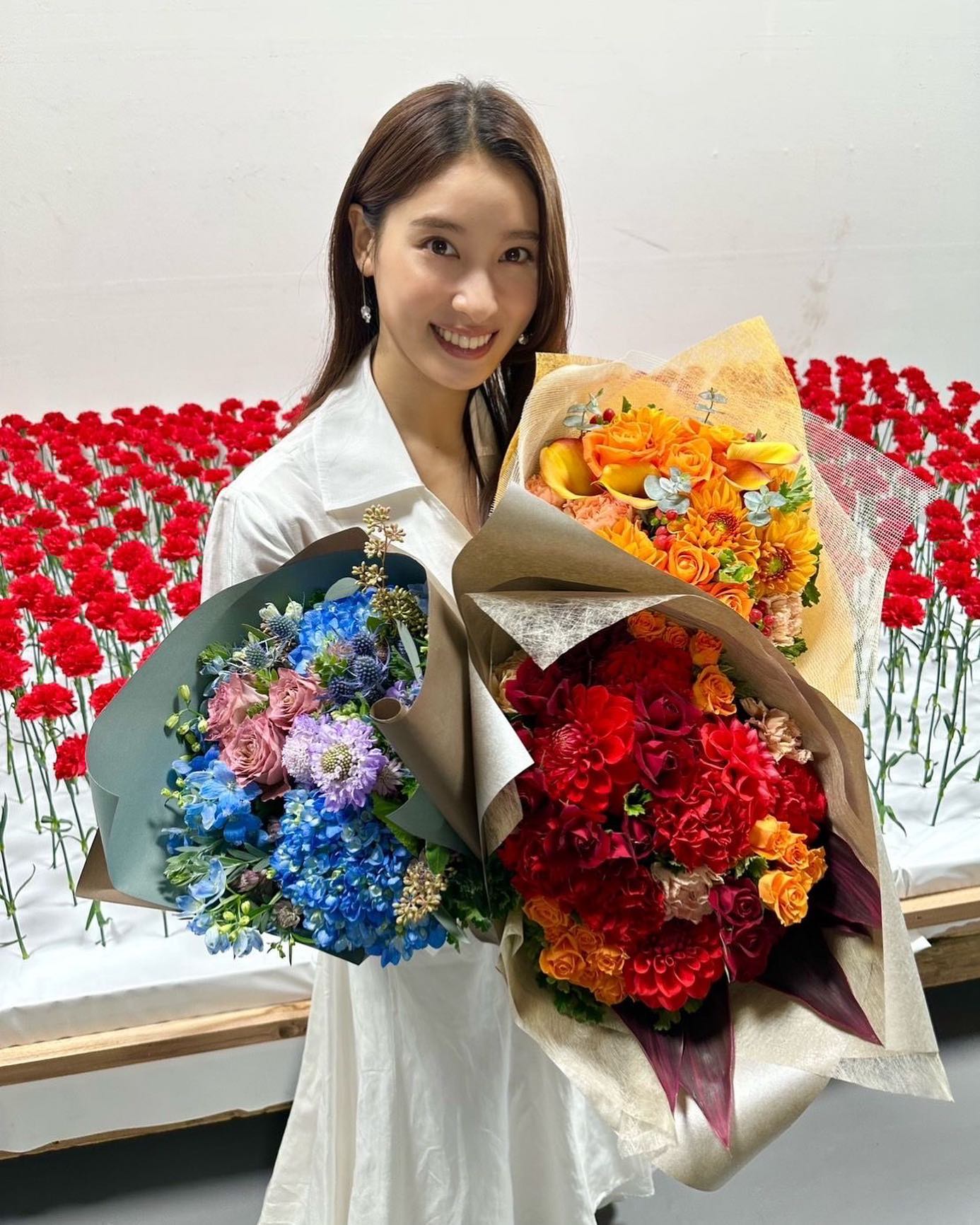 💐土屋太鳳、母の日の花束ショットを公開📸