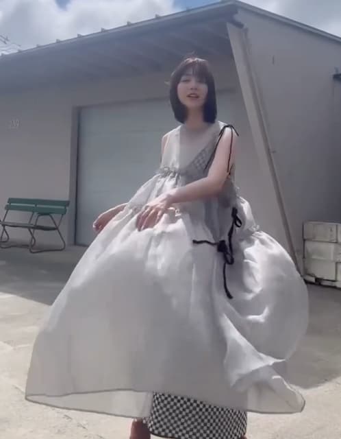 のん、“少女のようにはしゃぐ”動画を公開！ファンからは「かわいすぎるー！！」の声