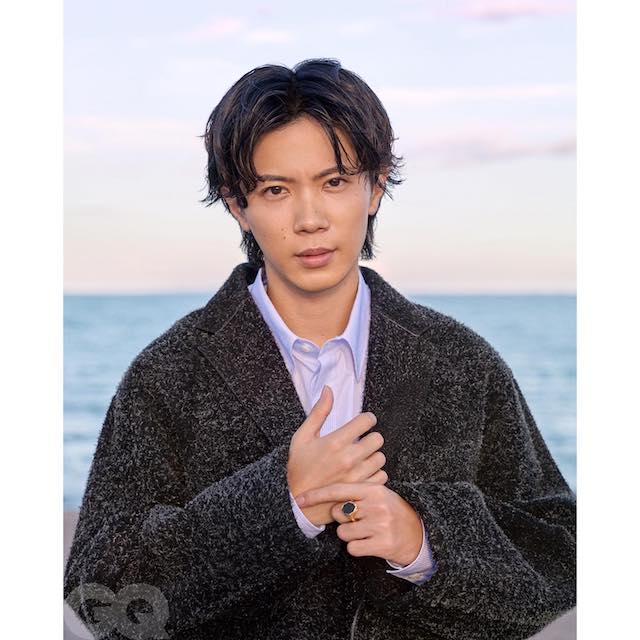 元キンプリ・神宮寺勇太、海をバックにした最新ショット公開💖