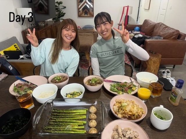 吉田優利が語る「1 more day」素顔の笑顔とテーブルに咲く静かな絆