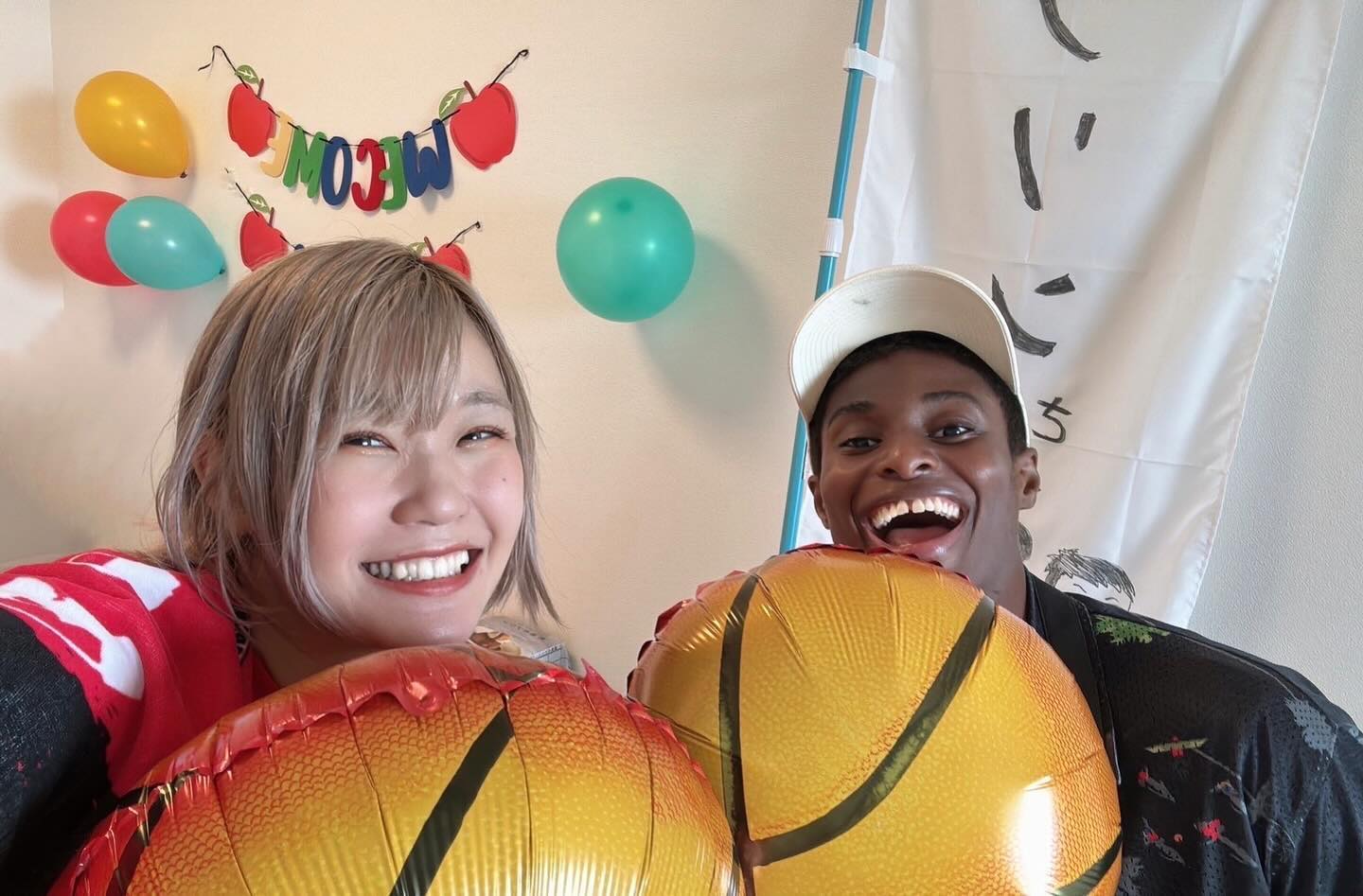 「心から尊敬してます！」エブリンがあのピアニストとの2Sを公開！