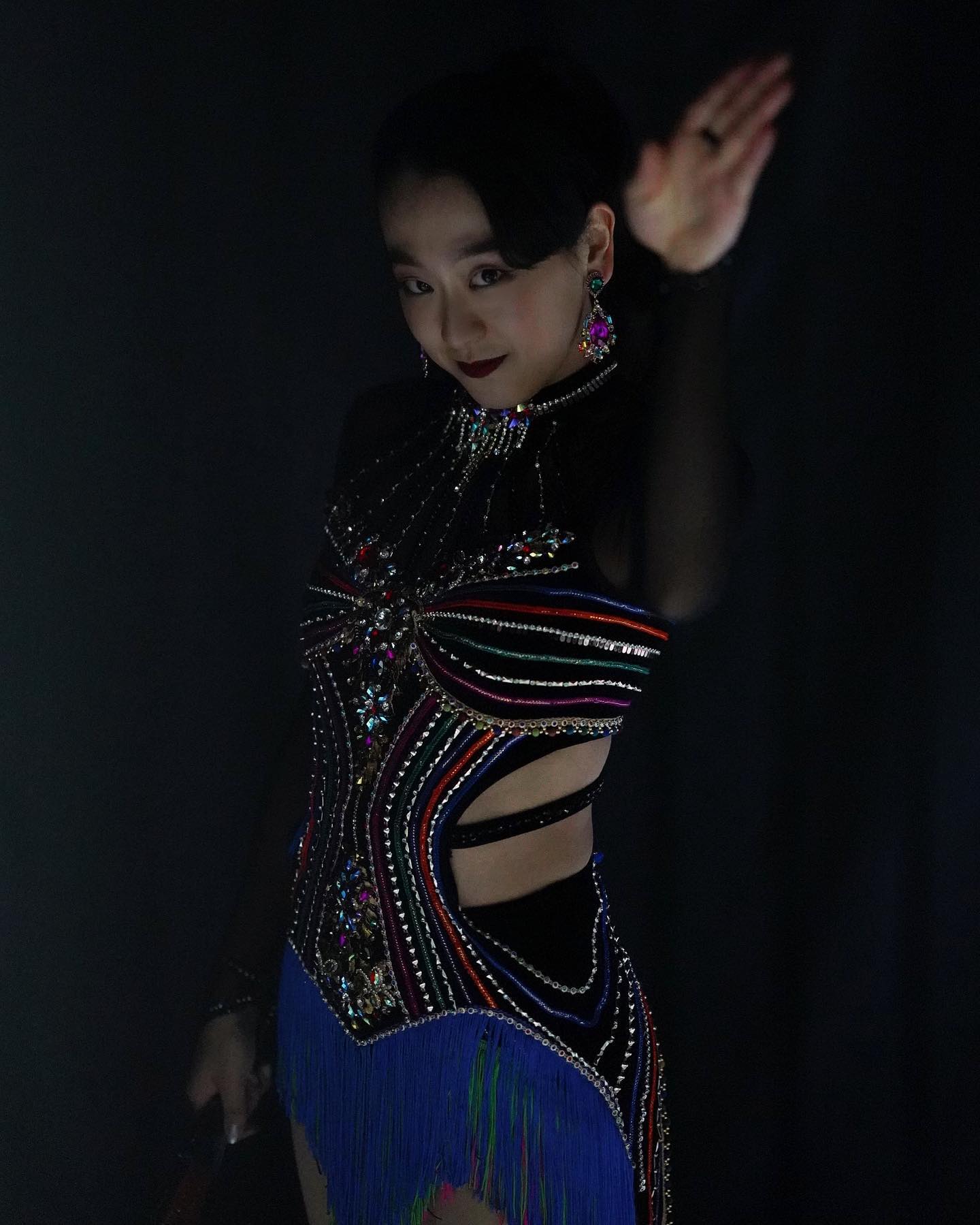 浅田真央 舞台裏ショットを投稿👀📸  ファンからは「座長カッコ良すぎです😍」と賞賛のコメント多数✨