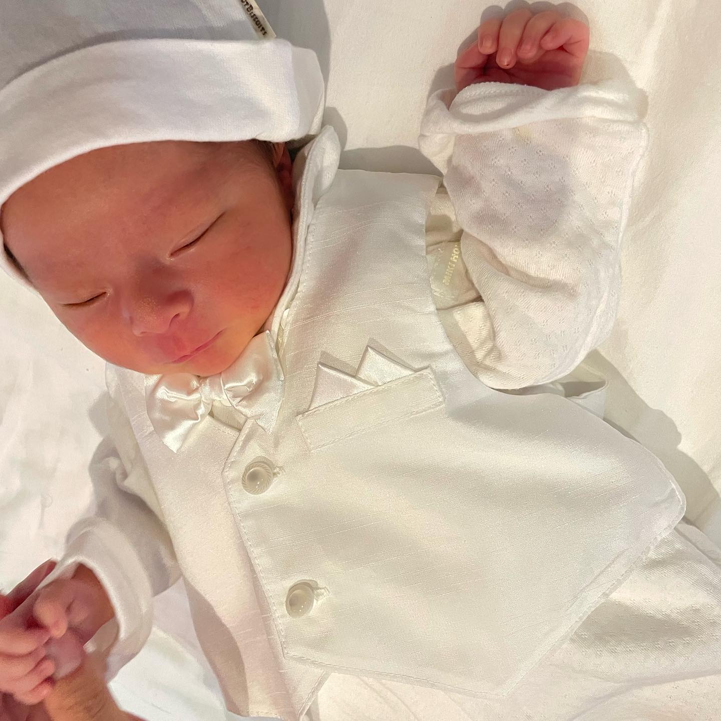 井岡一翔、第2子の名前は「大空翔（たくと）」に決定🔥顔出し公開😍