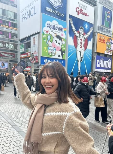 「グリコになってない（笑）」美人ビーチバレー選手・菊地真結が関西を満喫！