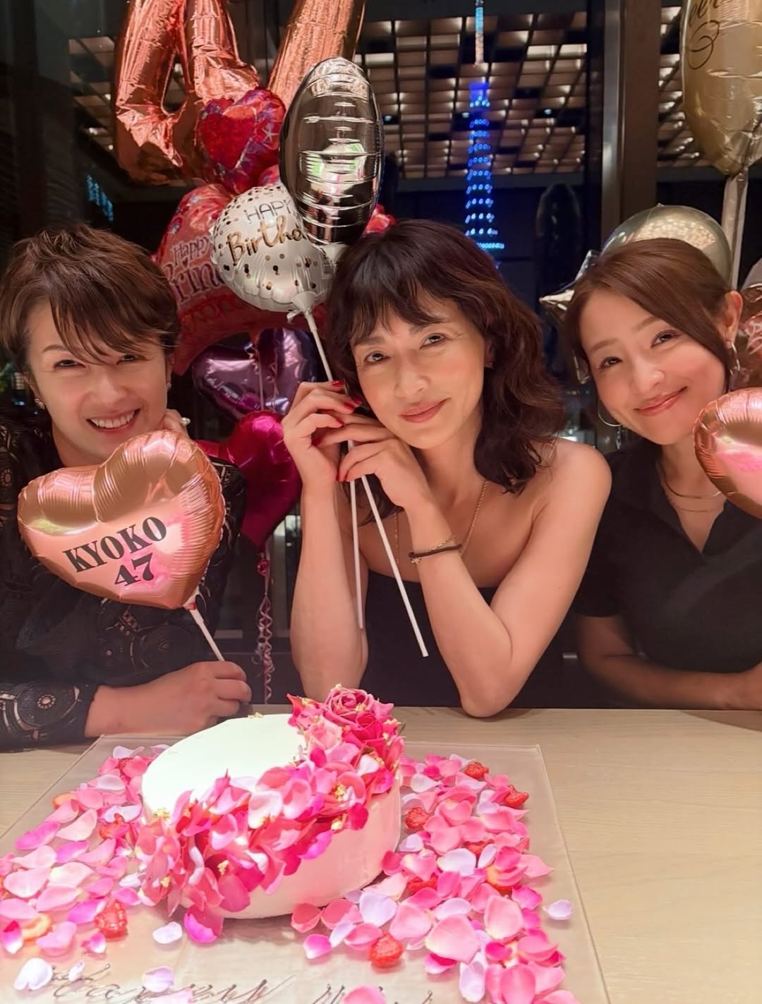 大沢あかね、長谷川京子の誕生日をあの女優と祝う！眼福すぎる豪華3ショット！