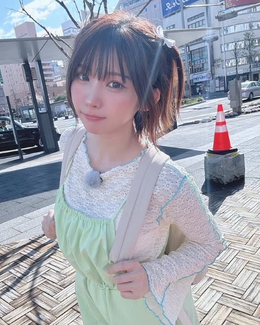 「人生で初めてかも…！？」えなこ、人気番組『バス旅』オフショを放送中にインスタ公開⁉可愛すぎると話題に！