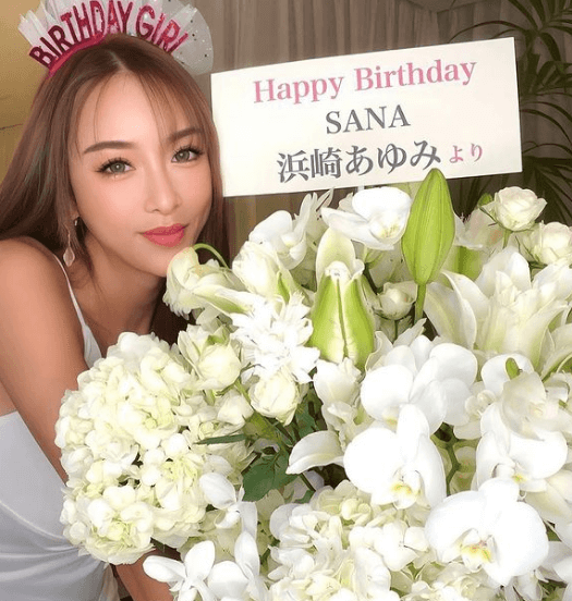 GENKING・田中佐奈(40歳)”人生で1番影響を受けた人とは？”バースデー花束の贈呈を受け感動！