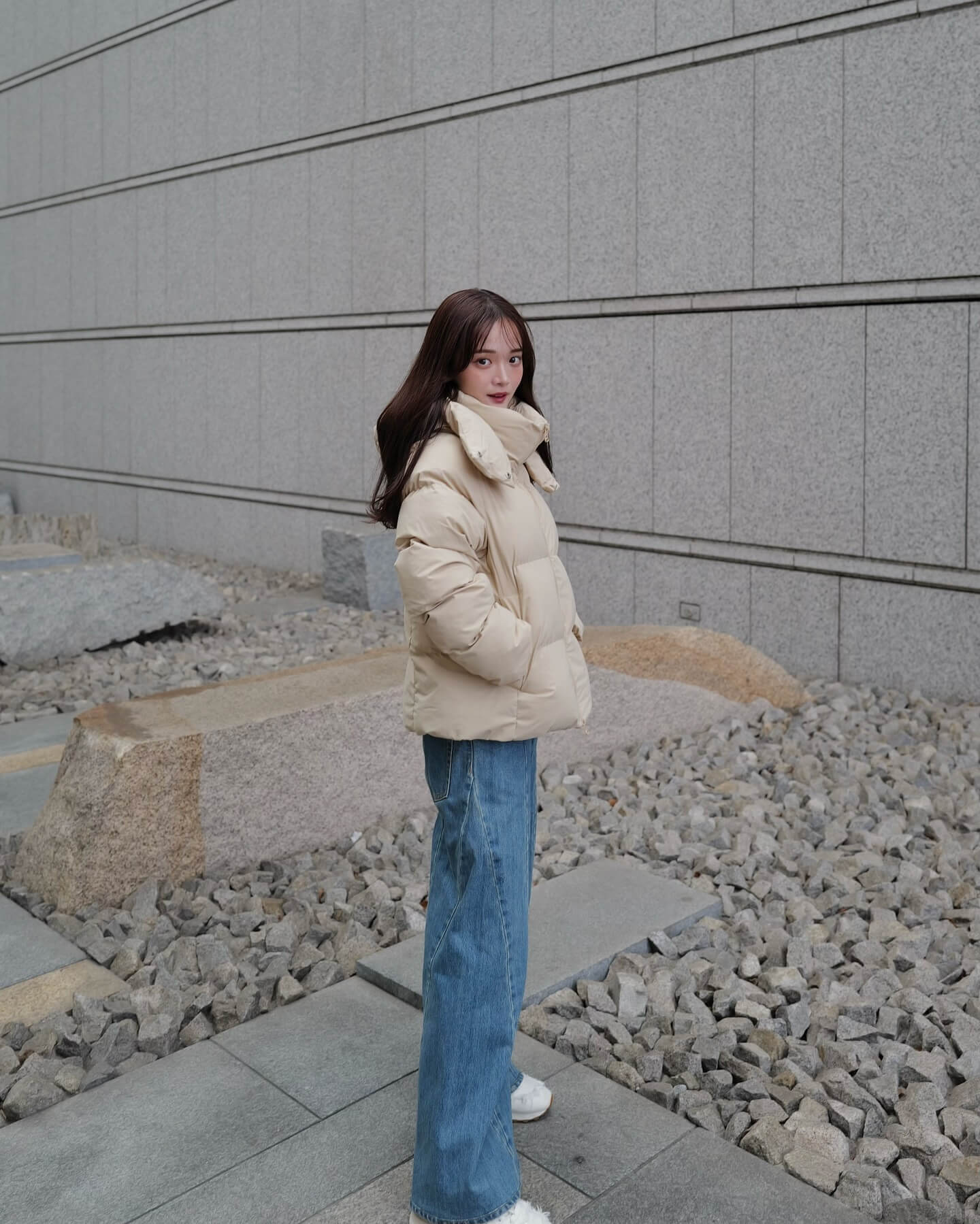 田久保夏鈴、GUのアウターコーデを披露！ファンからは他のコーデも楽しみと今後に期待