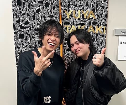 「まじで尊敬」Novelbright 竹中雄大がHey! Say! JUMP 髙木雄也の舞台を鑑賞！笑顔の2ショにファン歓喜