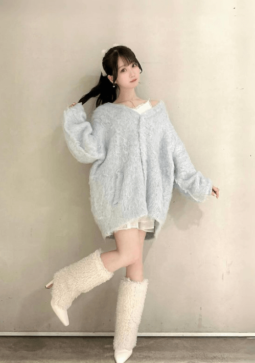 アイドル大谷映美里、”男子が大好き”な透明ふんわり美脚ショットを披露！