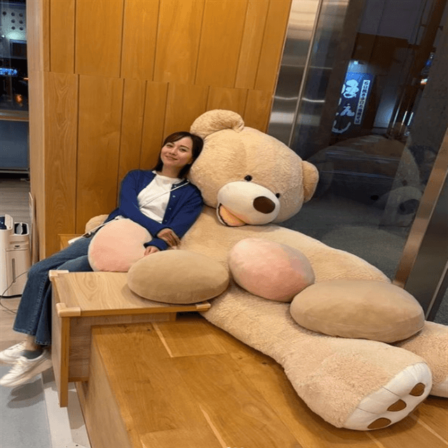 比嘉愛未が「そっけないカレ」と言い、寄り添う”相手”とのツーショにファン「可愛すぎてしんどい」