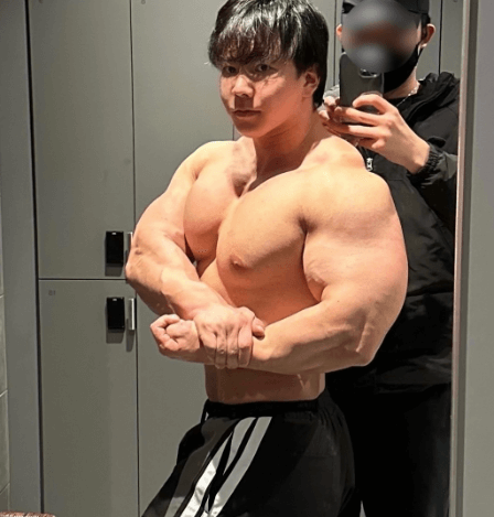 極端なボディービルダー bf428b57ce9cc814f1837cbc4ddb1d