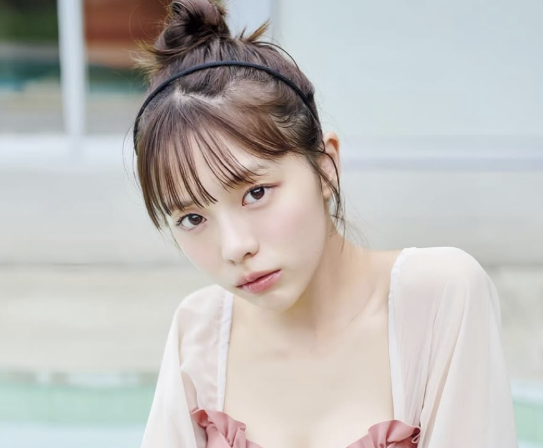 菊地姫奈が“欲張り水着”姿を公開！スタイル映えすぎる姿にファン熱視線