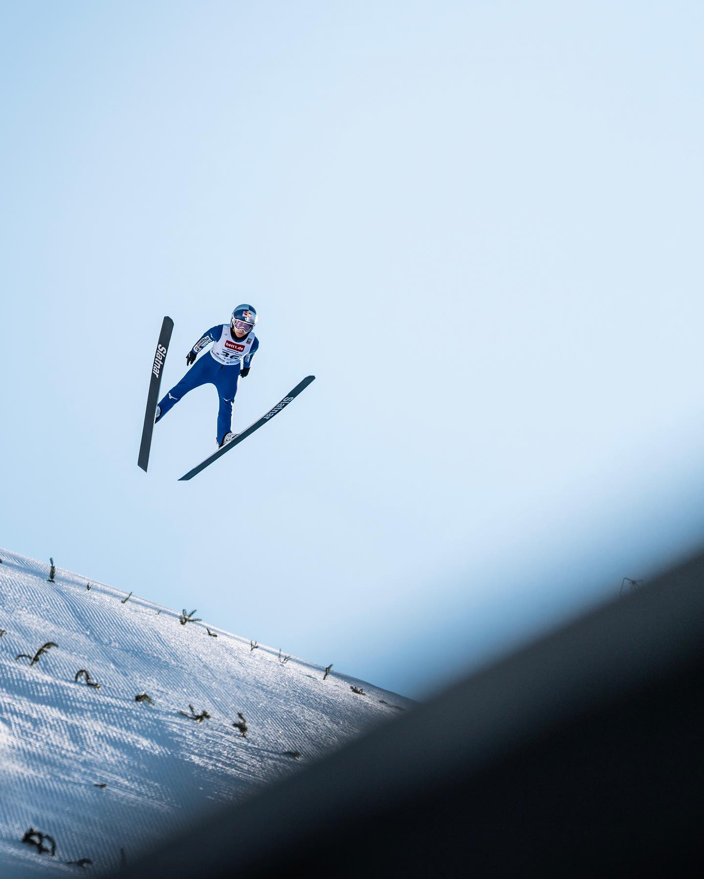 高梨沙羅のシーズン終了報告にファンからメッセージ殺到「⛷️ゆっくり♨休養してください😍」