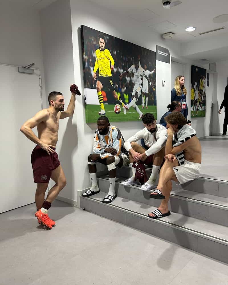 レアル vs マンCの裏側でまさかの写真が撮られる！？