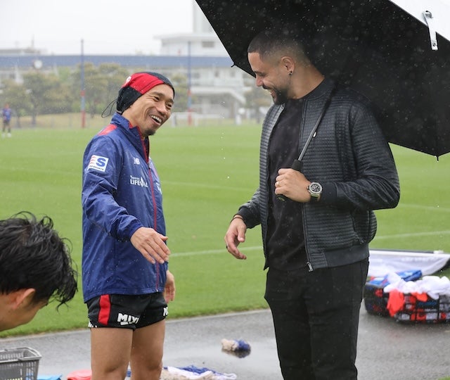 ディエゴ・オリヴェイラ氏がFC東京を訪問！久しぶりの再会に「青赤にお力をお貸しください」