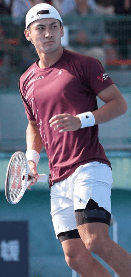 【画像】島袋将が今季ツアー初白星 ベテラン・マナリノにストレート勝ち