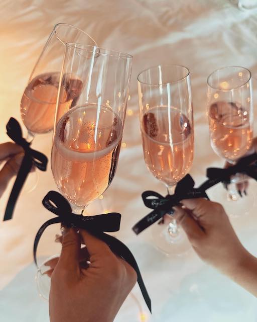 板野友美 大好きな人とのパーティーショットが話題に💖「素敵だね😉💗」