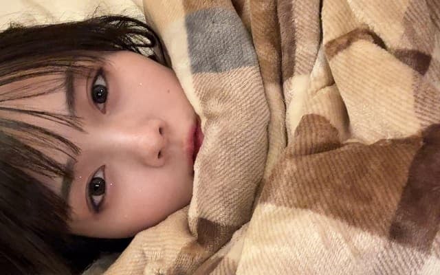 オアシスならぬ”汚アシス”に生還!?アイドルのくつろぎショットにファン「おかえり」