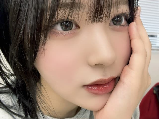 「〇〇な感じ」アイドルのどアップショットにファン「1番可愛い。ほまに」